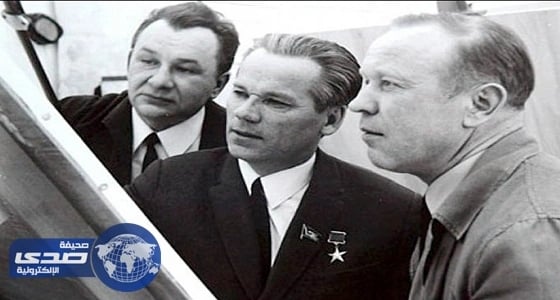 " مخترع الكلاشينكوف " .. يهوى الشعر ولم يكمل تعليمه