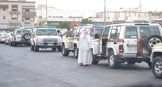 بالصور.. مداهمة سوق الخضار بجدة تسفر عن ضبط 130 مخالفا