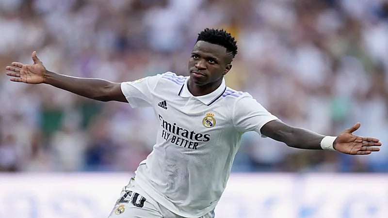 الهلال يدخل في مفاوضات جديدة مع فينيسيوس جونيور