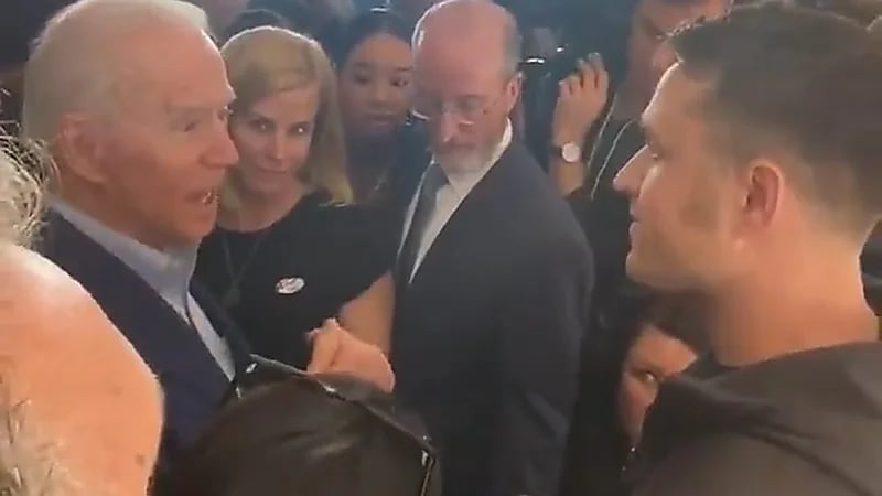 جندي أمريكي سابق لبايدن: يداك ملطختان بالدم في العراق وأفغانستان (فيديو)