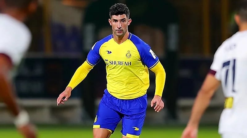 النصر يبلغ ألفارو بعدم تجديد عقده