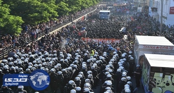 بالصور.. مواجهات عنيفة في ألمانيا بين الشرطة ومناهضي قمة العشرين