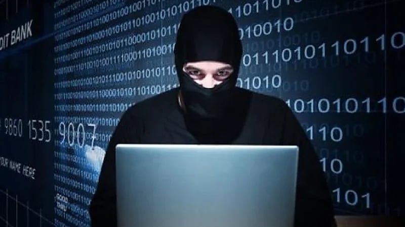 طرق يستخدمها القراصنة لسرقة بيانات الحسابات بـ "فيسبوك"