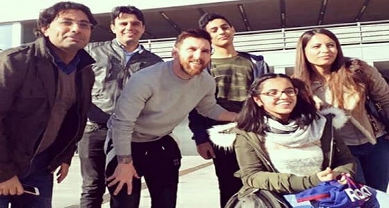 صور.. برشلونة يحقق حلم لاجئة سورية