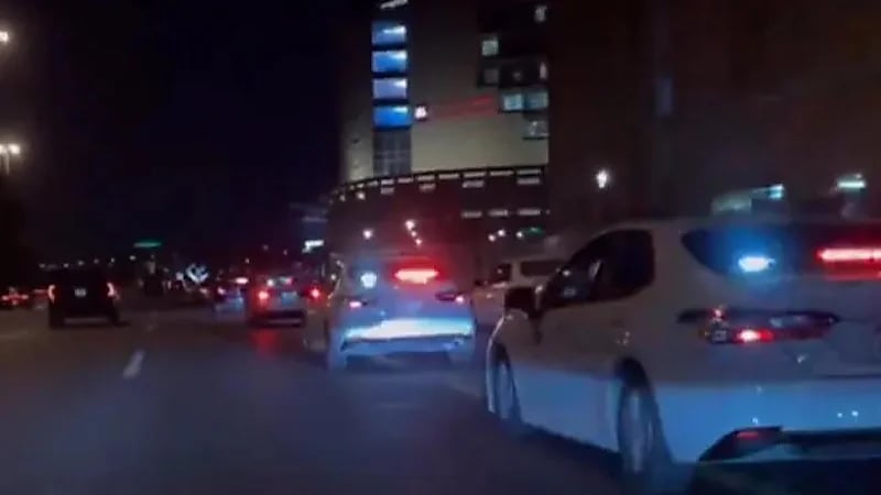 "المرور" يكثف الحملات لضبط مخالفات السير بالرياض (فيديو)