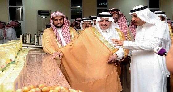 بالصور.. أمير تبوك يقف على الجهود المبذولة بالمنطقة لخدمة ضيوف الرحمن