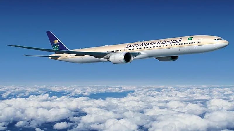 توضيح من " الخطوط السعودية " بشأن الرحلات الدولية بعد رفع تعليق السفر 