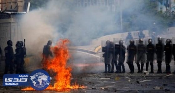 عائلات الدبلوماسيين الأمريكيين تغادر فنزويلا