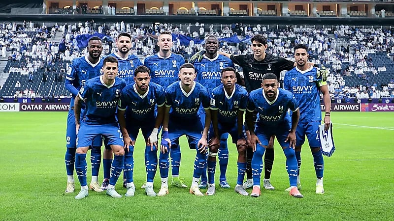 بعد عقوبة الهلال.. هل تم تجاوز لائحة السوبر لصالح مشاركة الأهلي؟ أم لأسباب تسويقية؟.. فيديو