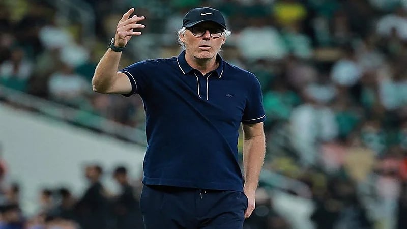 بلان يمنح لاعبي الاتحاد راحة أربعة أيام بعد الفوز على الاتفاق