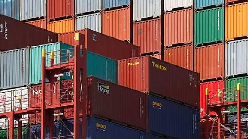 " الجمارك " تعلن إقامة مزاد علني لبيع " بضائع منوعة " في جمرك الرياض