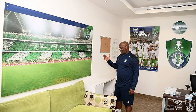 موسيماني: قبلت التحدي وسأعيد الأهلي لموضعه الطبيعي