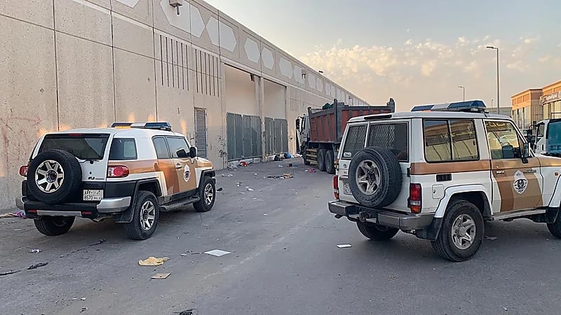 ضبط 7 أطنان بيض فاسد قبل توزيعه في سوق الخضار بالدمام 