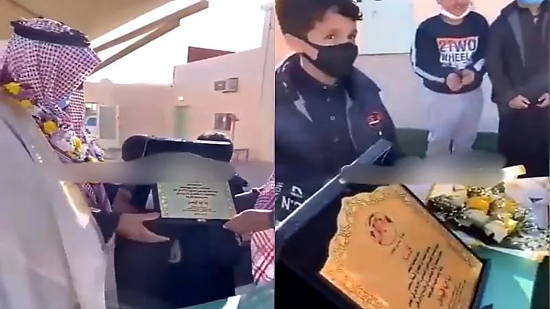 بالفيديو.. لحظة توديع معلم لطلاب مدرسته بعد خدمة 34 عامًا