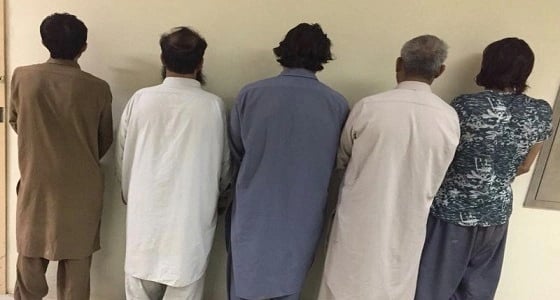 الإطاحة بعصابة آسيوية بعد سرقتهم متجر للاتصالات وتكسيره في بريدة