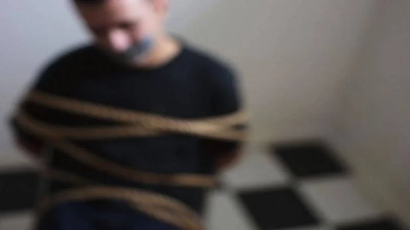 تورط وكيل وزارة كويتي سابق في قضية خطف شاب