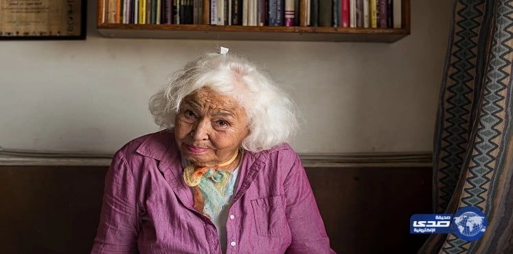 شاهد..  تامر حسني يفاجئ جمهوره بلوك جديد 