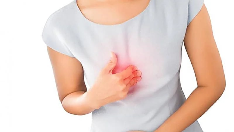 أعراض تنذر بالإصابة بارتجاع المريء