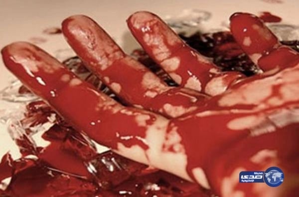 بسبب الخلاف على قطعة أرض..بنغالي ينحر أخته وابنتها وجارهما