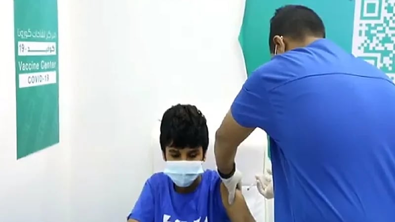 "التعليم": بدء احتساب غياب الطلاب غير المكملين للجرعات الأحد المقبل (فيديو)