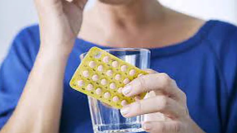 باحثون: العلاج الهرموني يحافظ على العمود الفقري بعد سن اليأس