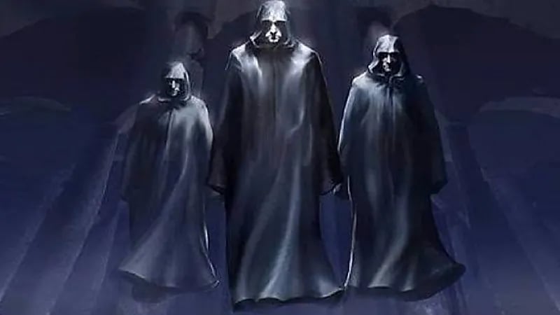 شاب يتلقى رسائل غامضة من مجهول يضعها داخل منزله