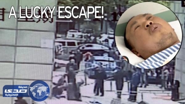 بالفيديو.. مدرب فنون قتالية ينقذ عامل بناء من الموت بطريقة غريبة