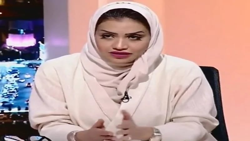 شاهد.. استشارية: لا يوجد دليل علمي على أن زيت الحشيش يمنع تساقط الشعر 