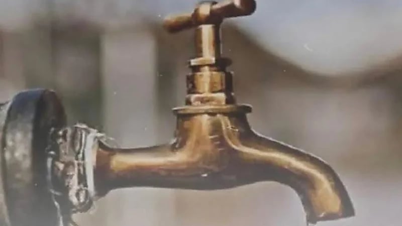 تحذير رسمي بشأن إحكام إغلاق صنابير المياه يثير حملة سخرية