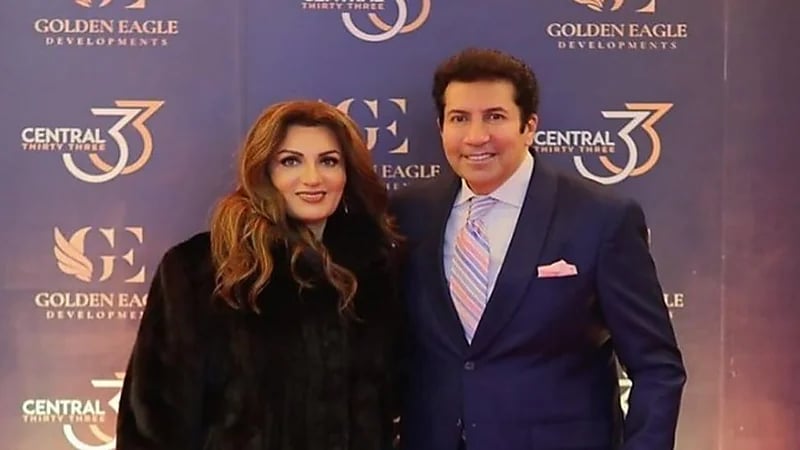 هاني رمزي يهنئ زوجته بعيد ميلادها 