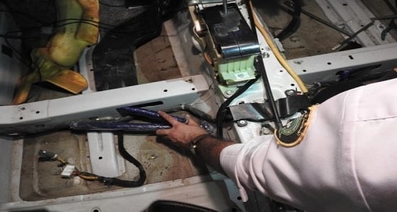 بالصور.. جمرك الدرّة يُحبط محاولة تهريب أكثر من 20 ألف حبة كبتاجون