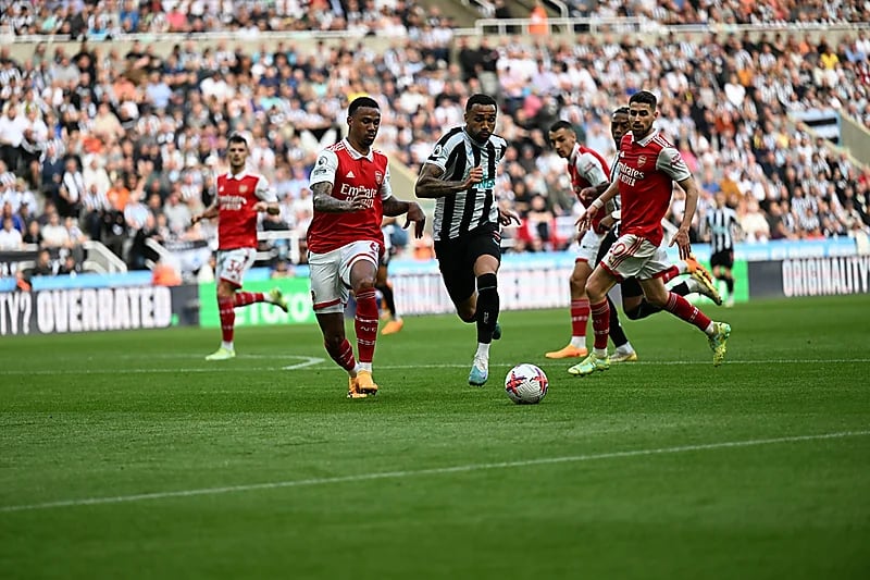 آرسنال يتجاوز نيوكاسل بثنائية نظيفة