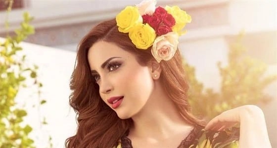 بالصور.. نسرين طافش تتألق بإطلالة ربيعية في دبي
