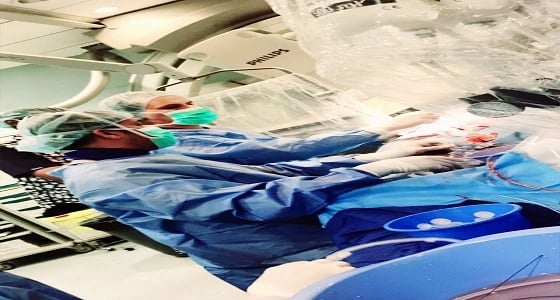 إجراء أول عملية قسطرة قلبية لتوسعة الصمام دون تدخل جراحي