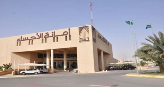 أمانة الأحساء تزيل 6355 لوحة دعائية مخالفة وترفع 70 مركبة تالفة