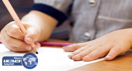 صورة| طفل يكتب رسالة مؤثرة لوالدته المتوفاة: " الله يخليكي ارجعي "