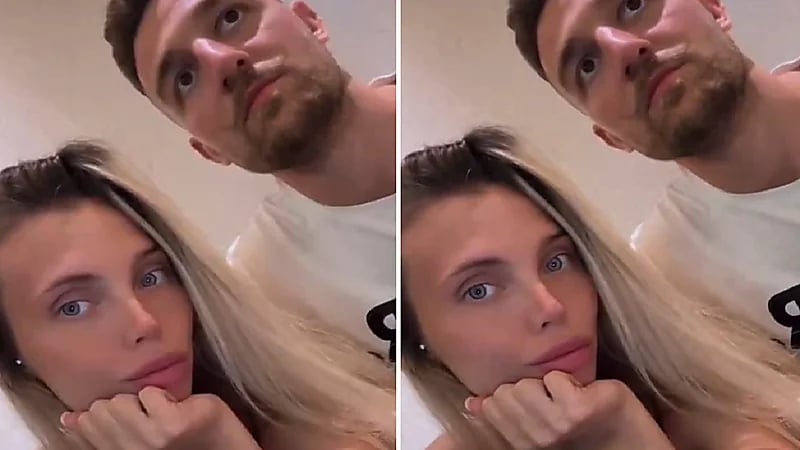 لاعب الهلال سافيتش يدعم فريقه برفقة زوجته .. فيديو