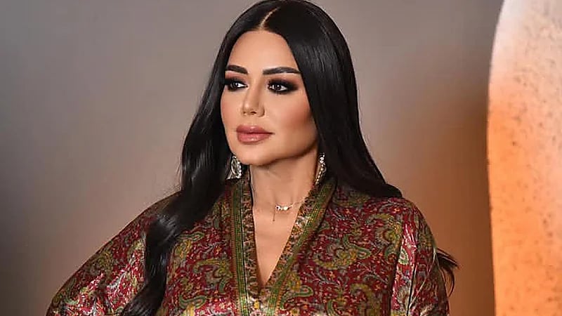 ‎رانيا يوسف تفاجئ الجميع وترتدي العباءة في حفل Joy Awards .. صور