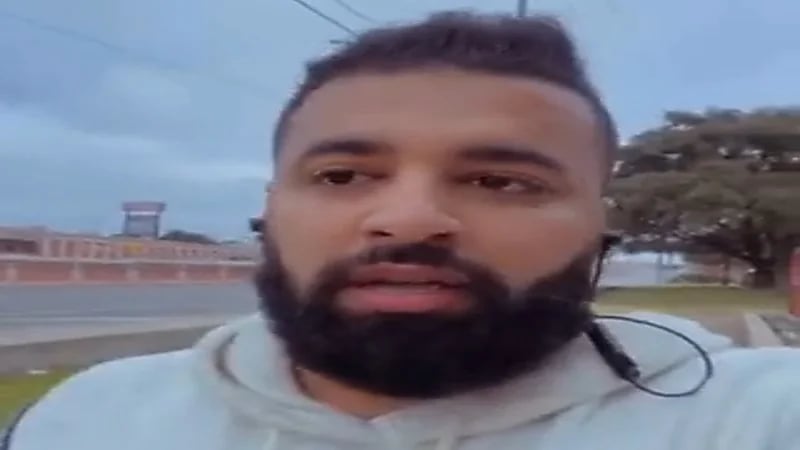 بالفيديو.. مبتعث بأمريكا يكشف معاناته أثناء تجديد رخصة القيادة