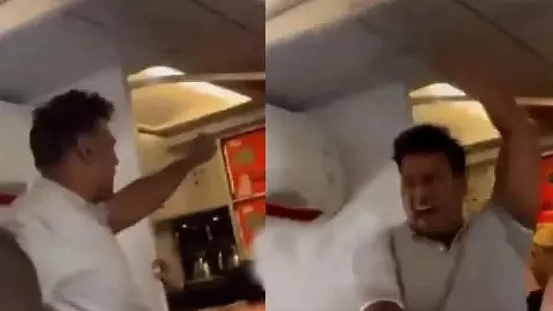 راكب يهدد بتفجير طائرة خلال رحلة جوية ويصرخ: الموت لترامب.. فيديو