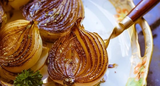 فوائد لاتعرفها عن البصل المشوي