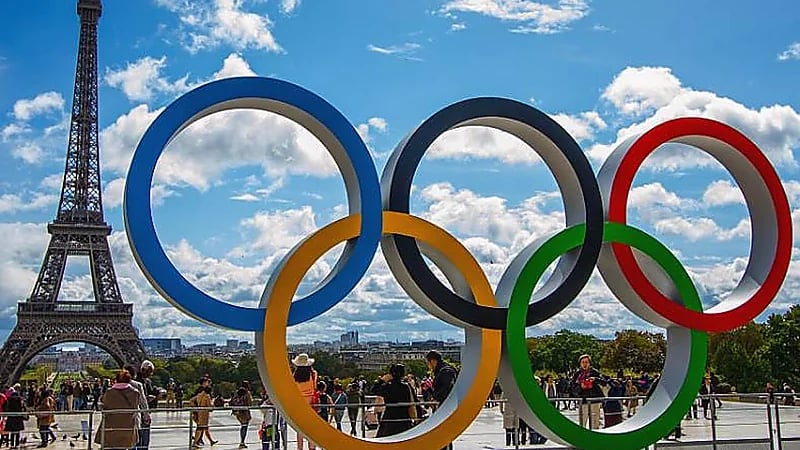 وزير الرياضة يحضر افتتاح أولمبياد باريس 2024