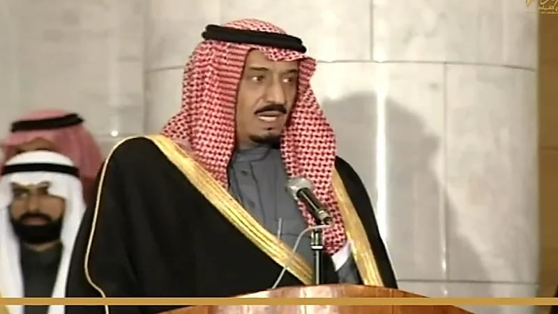 بالفيديو.. الملك فهد يرعي حفل تدشين مركز الملك عبدالعزيز التاريخي عام 1992