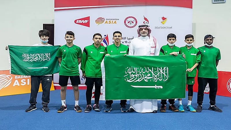 بالصور.. رباعي أخضر الريشة يحصد وصافة غرب آسيا