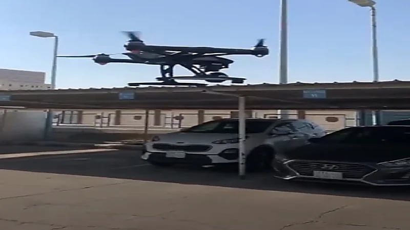 شاهد.. طائرات الدرونز لرصد بعض المخالفات البلدية في جدة