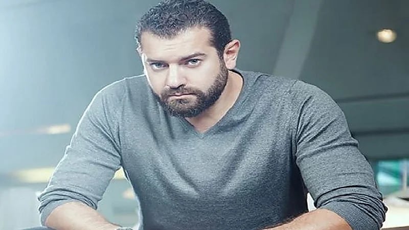 عمرو يوسف يتعرض للسخرية بسبب شخصية "أحمس"