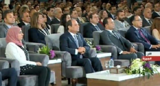 بالصور.. الرئيس السيسي يشارك في مؤتمر الشباب السادس بجامعة القاهرة