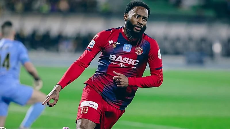 الريان يدخل سباق التعاقد مع نجم ضمك نكودو