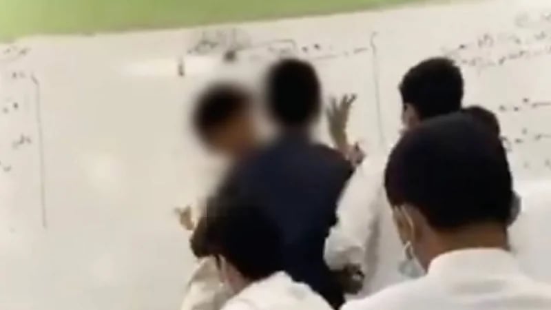 تفاصيل جديدة يكشفها عم الطالب ضحية مشاجرة جدة