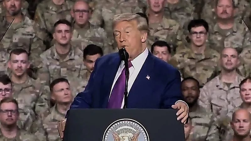 ترامب من قاعدة العديد بقطر: الجيش الأمريكي سيصبح الأقوى.. فيديو
